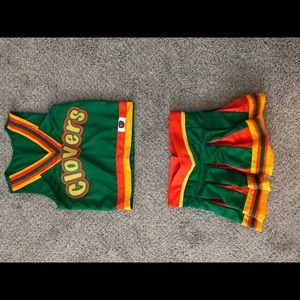 Clovers cheer Halloween costume (bring it on)